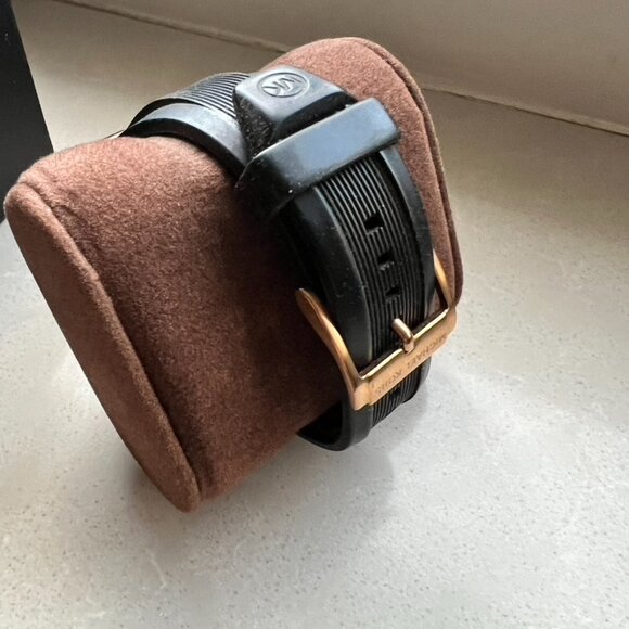 Michael Kors Dylan Men's Watch - Picture 2 of 5